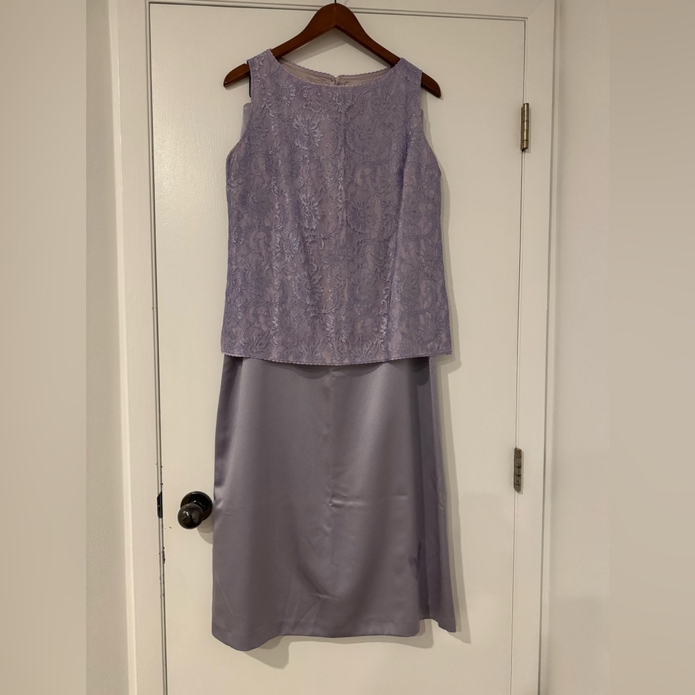 Lavender lace sleeveless top with matching long skirt - 2 piece outfit
